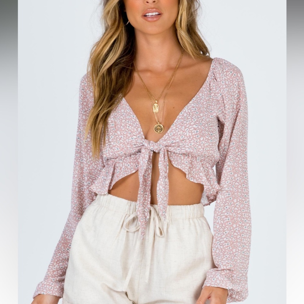 princess polly pink design long sleeve - Picture 3 of 3